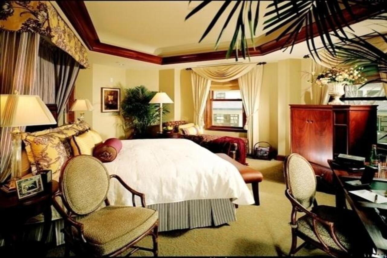 The Rose Hotel Pleasanton Extérieur photo